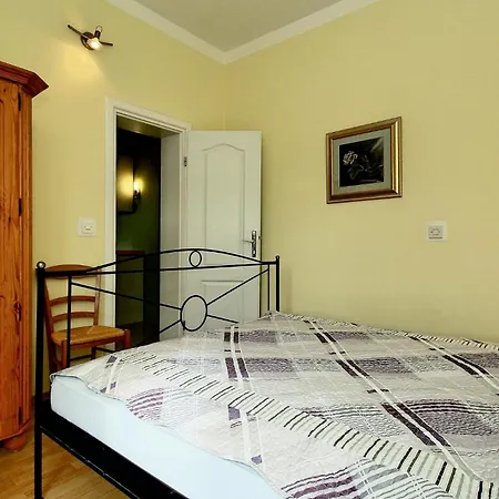 Апартаменты 1 Bedroom Beautiful In Пореч