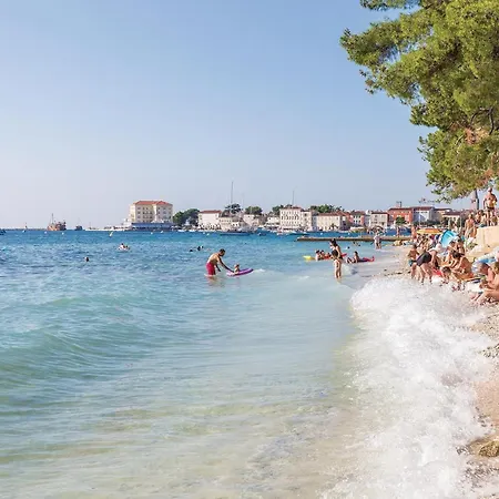1 Bedroom Beautiful Apartment In Porec *
