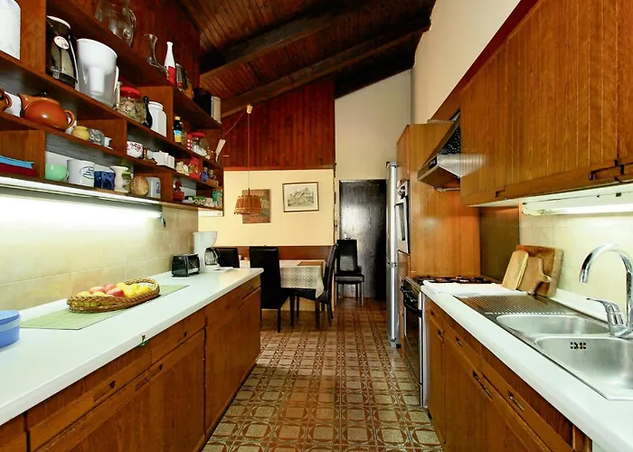 1 Bedroom Cozy In